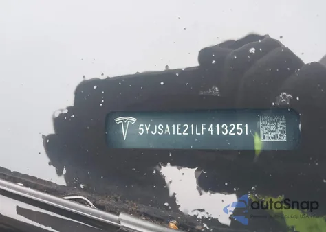 2020 Tesla Model S Long Range Dual Motor All-Wheel Drive/Long Range Plus Dual Motor All-Wheel Drive from USA, damaged, VIN 5YJSA1E21LF413251